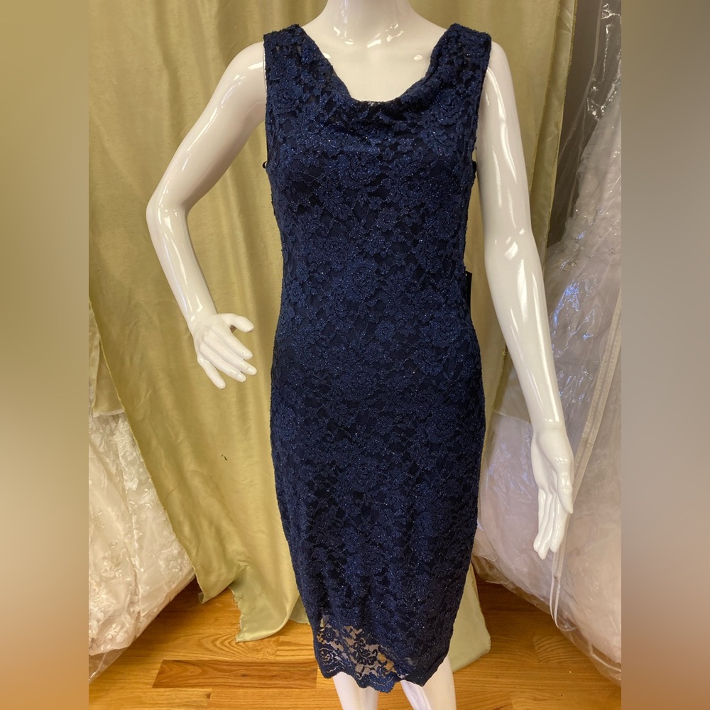 ARA NEW BEAUTIFUL DRESS IN BLUE, SIZE 4